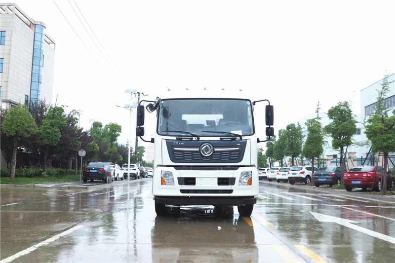 東風(fēng)天龍后八輪20噸噴霧車，國六綠化噴灑車