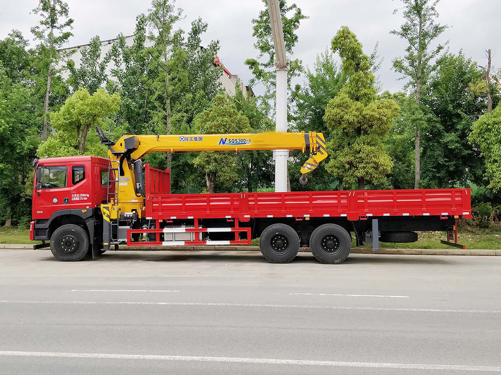 東風(fēng)華神T5后雙橋徐工12噸隨車吊